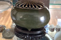 Antique-Chinese-censor-with-bronze-lid-Quing-dynasty