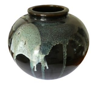 Large round Japanese handcrafted vase.